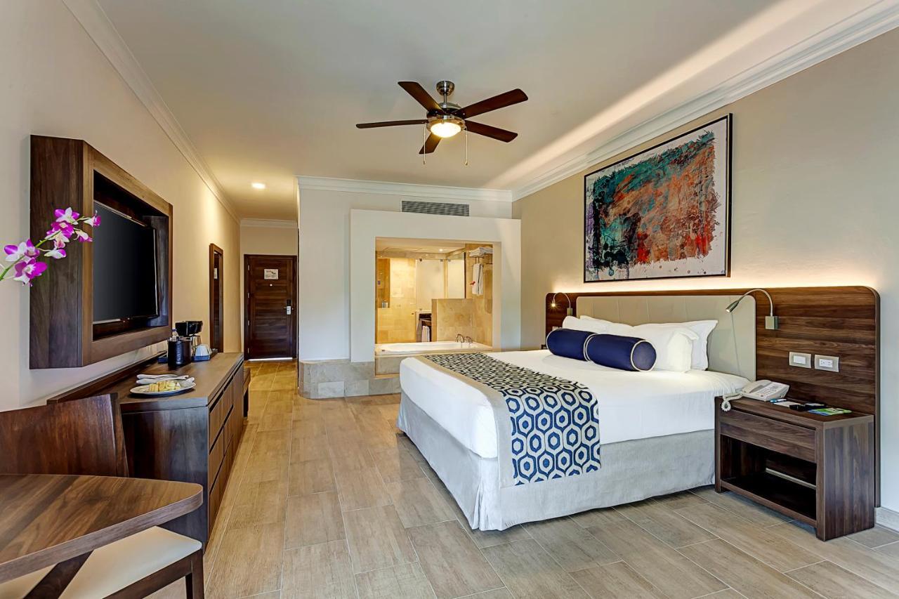 Royalton Splash Punta Cana, An Autograph Collection All-Inclusive Resort & Casino Exterior photo