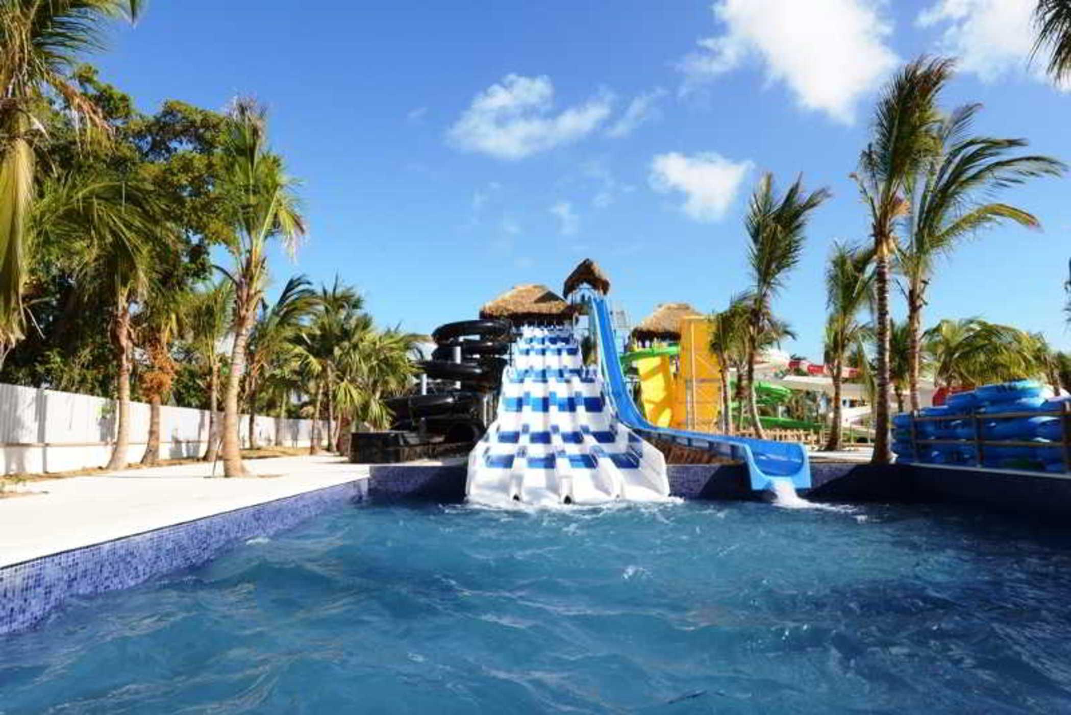 Royalton Splash Punta Cana, An Autograph Collection All-Inclusive Resort & Casino Exterior photo